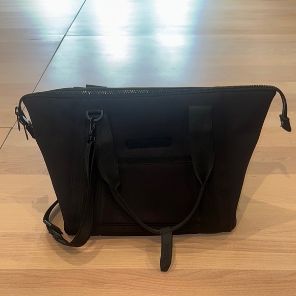 Dagne Dover Black Zip Tote - Picture 5 of 7